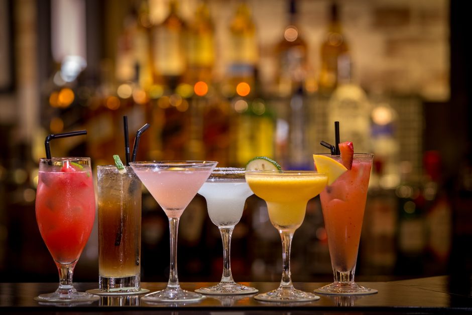 Drinkar: guide till de fem grundfamiljerna och hur du blandar dem